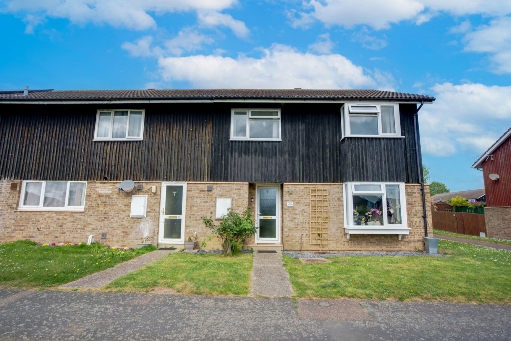 Persimmon Walk, Newmarket, CB8