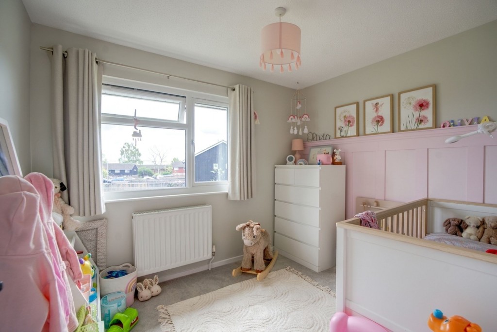 Persimmon Walk, Newmarket, CB8