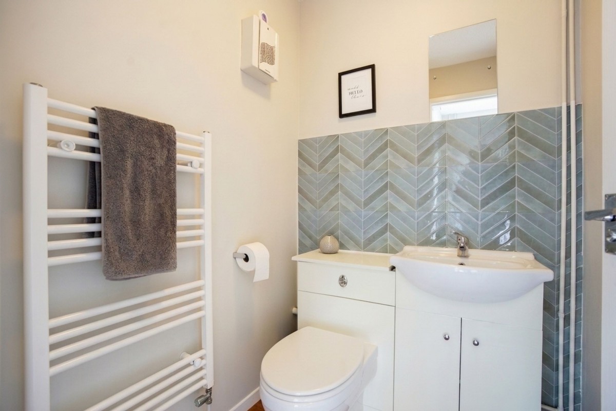 Persimmon Walk, Newmarket, CB8