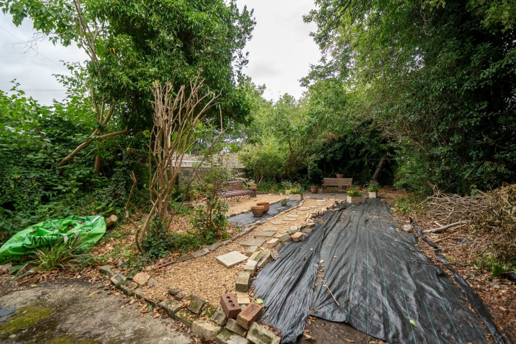 Mill Road, Cambridge, CB1