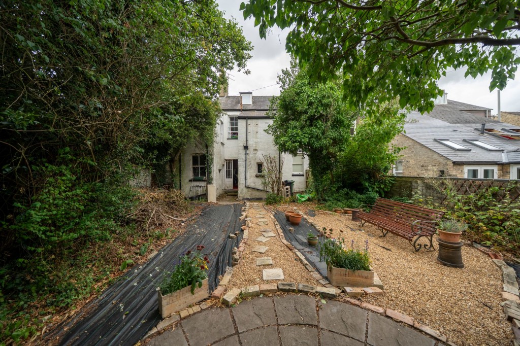 Mill Road, Cambridge, CB1