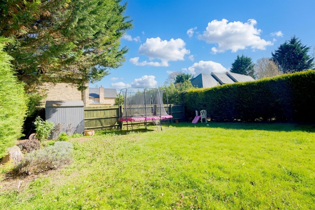 Duchess Drive, Newmarket, CB8