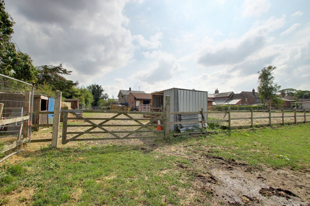 57 Main Road, Parson Drove, PE13