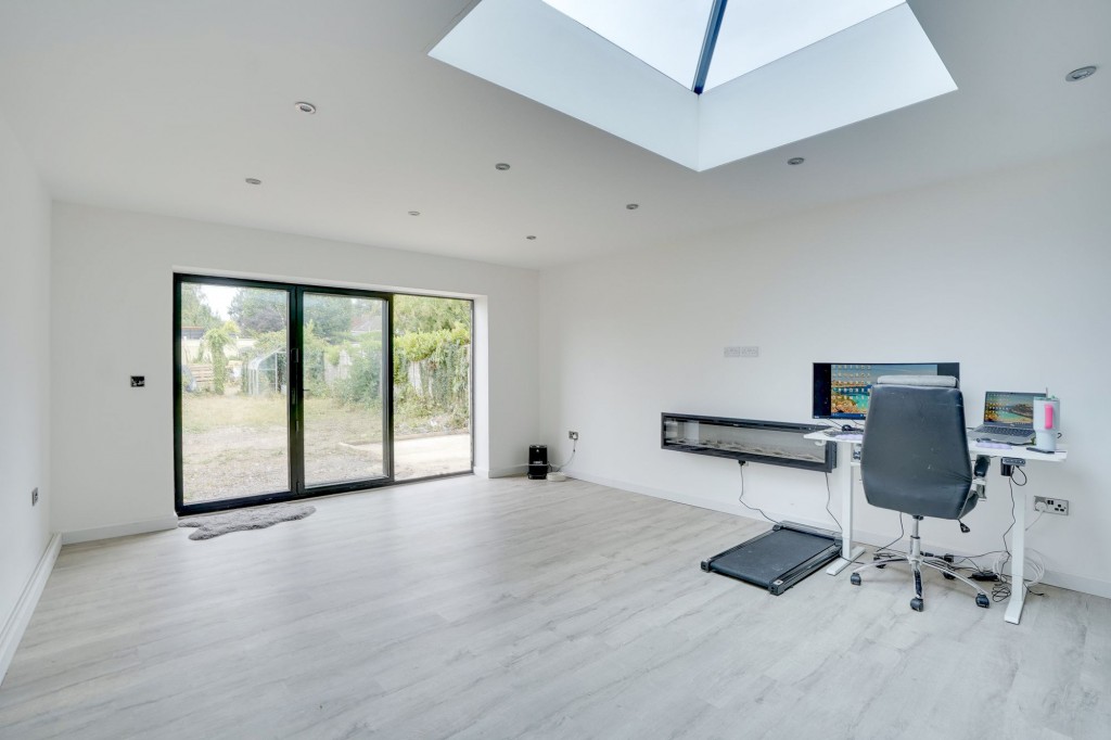 Stretton Avenue, Newmarket, CB8