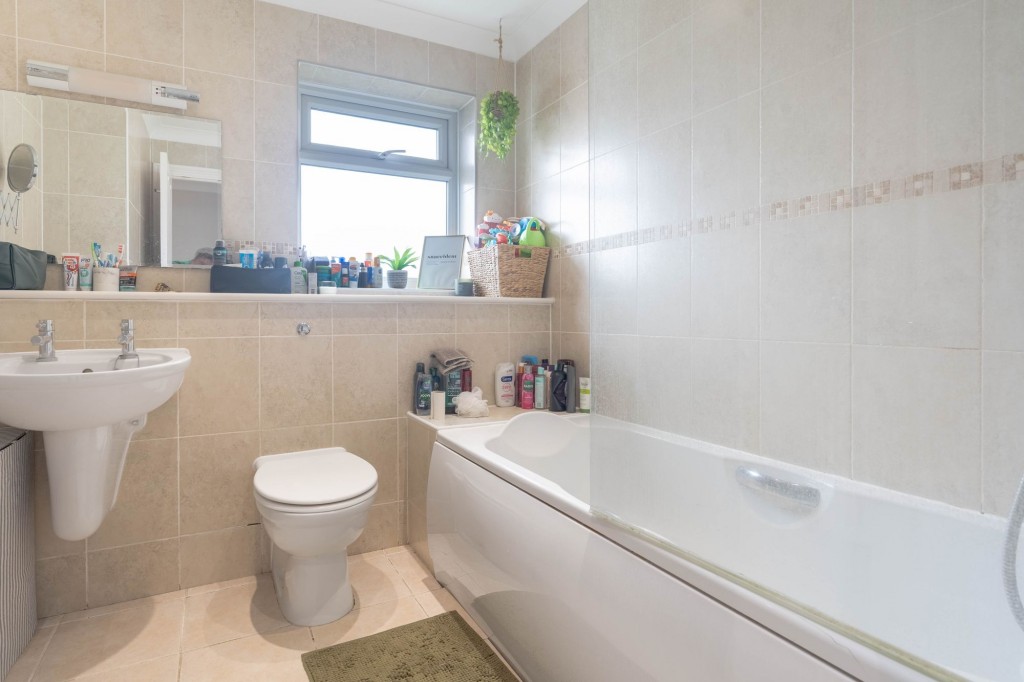 The Brook, Sutton, CB6