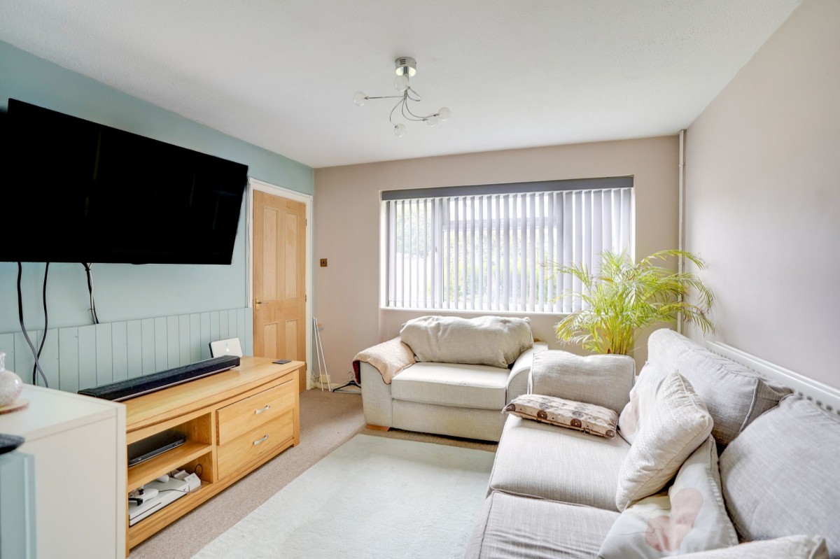 Churchill Avenue, Newmarket, CB8