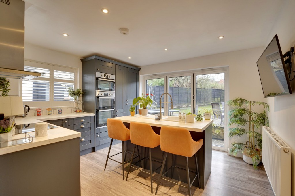 Centre Drive, Newmarket, CB8