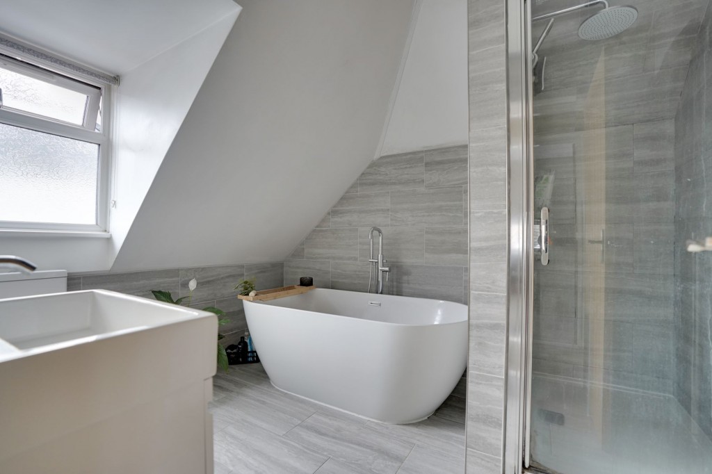 Centre Drive, Newmarket, CB8