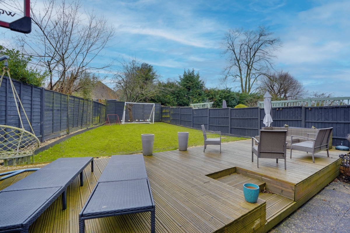 Centre Drive, Newmarket, CB8