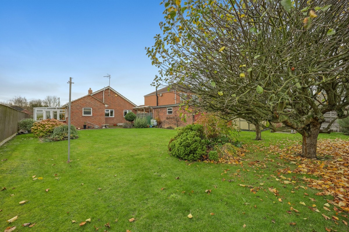 St. Pauls Road North, Walton Highway, PE14