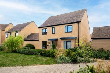 Iceni Walk, Northstowe, CB24