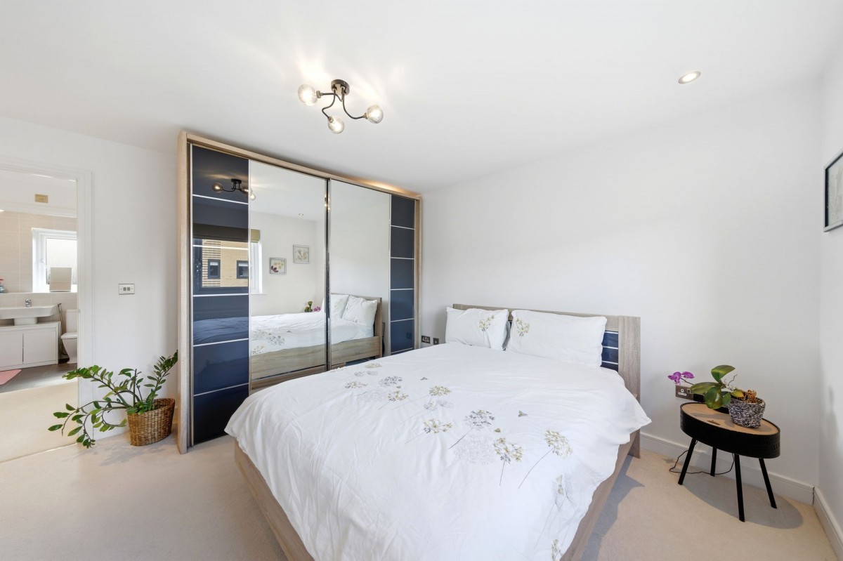 Iceni Walk, Northstowe, CB24