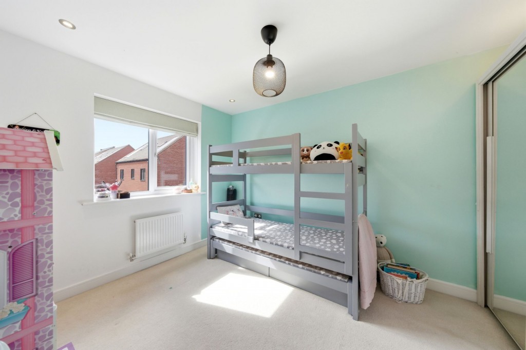 Iceni Walk, Northstowe, CB24
