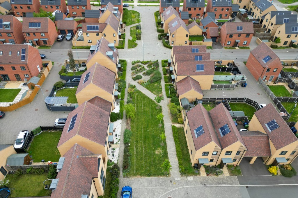 Iceni Walk, Northstowe, CB24