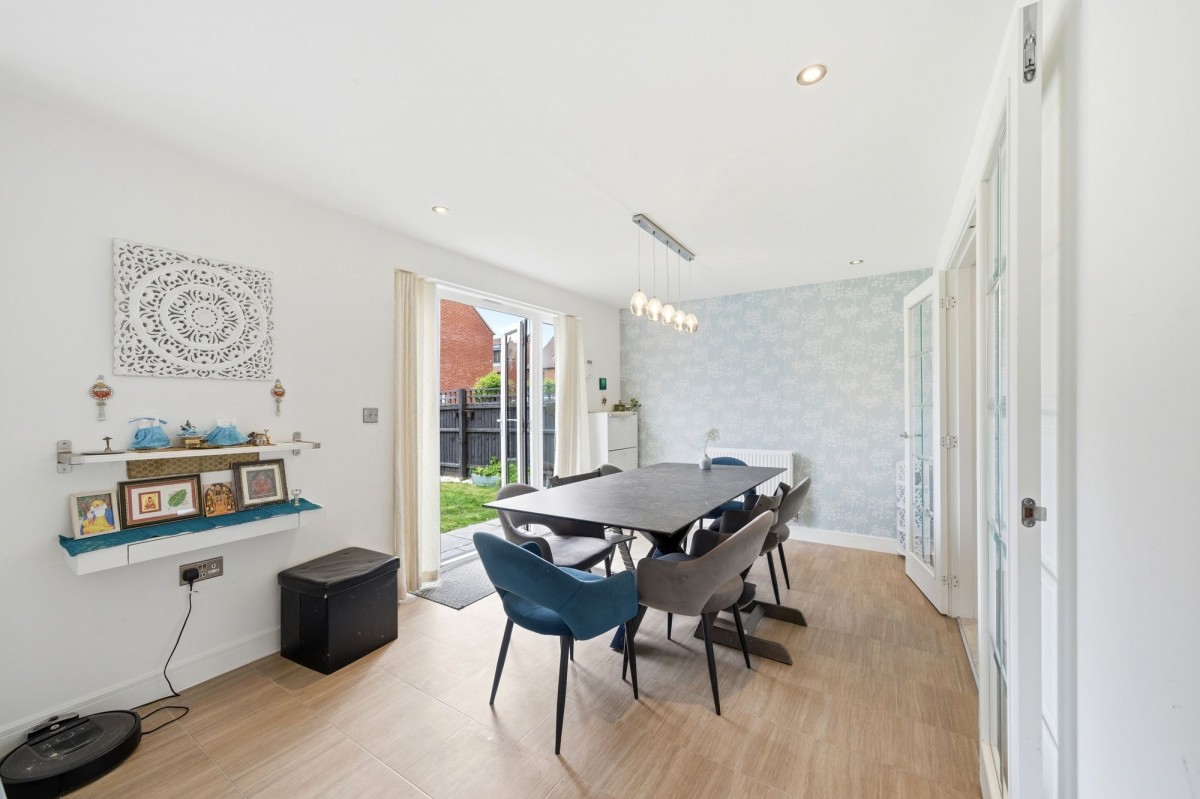 Iceni Walk, Northstowe, CB24