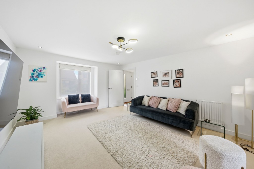 Iceni Walk, Northstowe, CB24