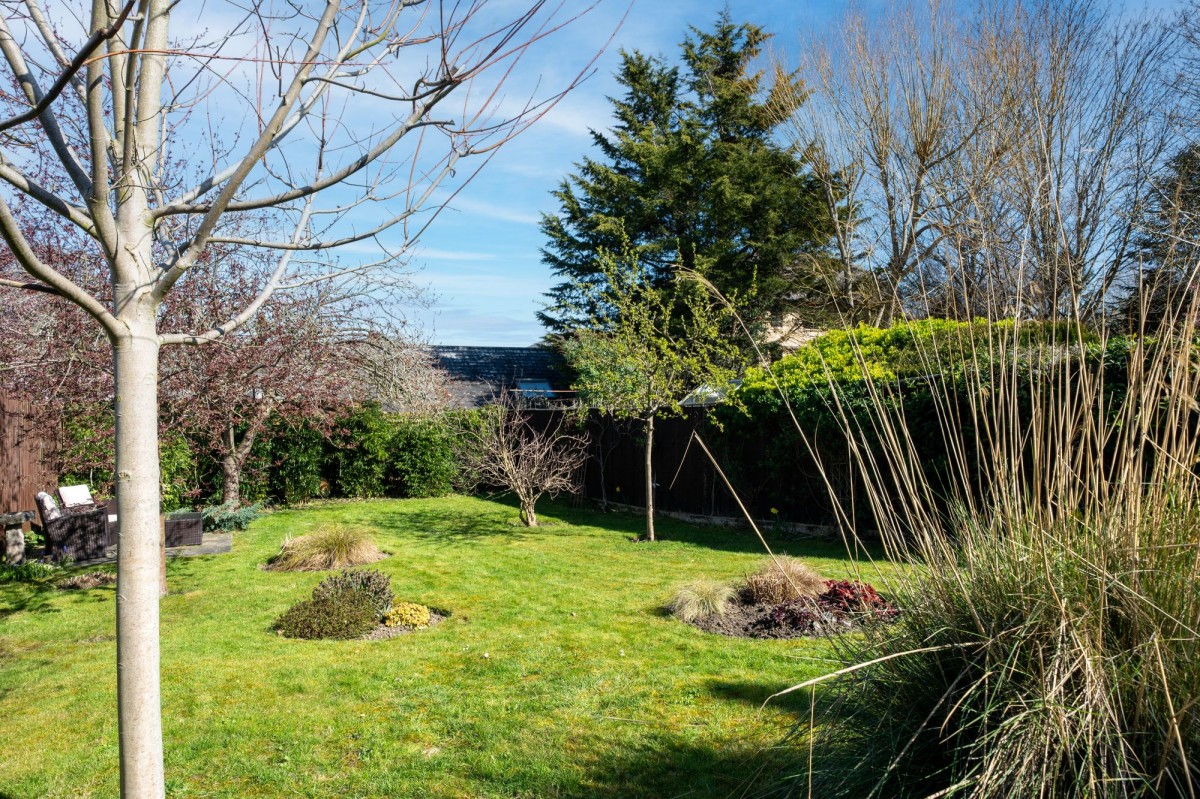 Garlic Row, Cambridge, CB5