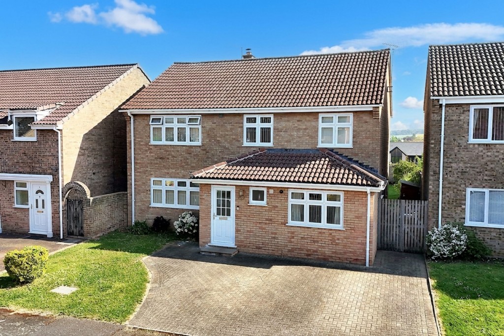 Kings Drive, Newmarket, CB8