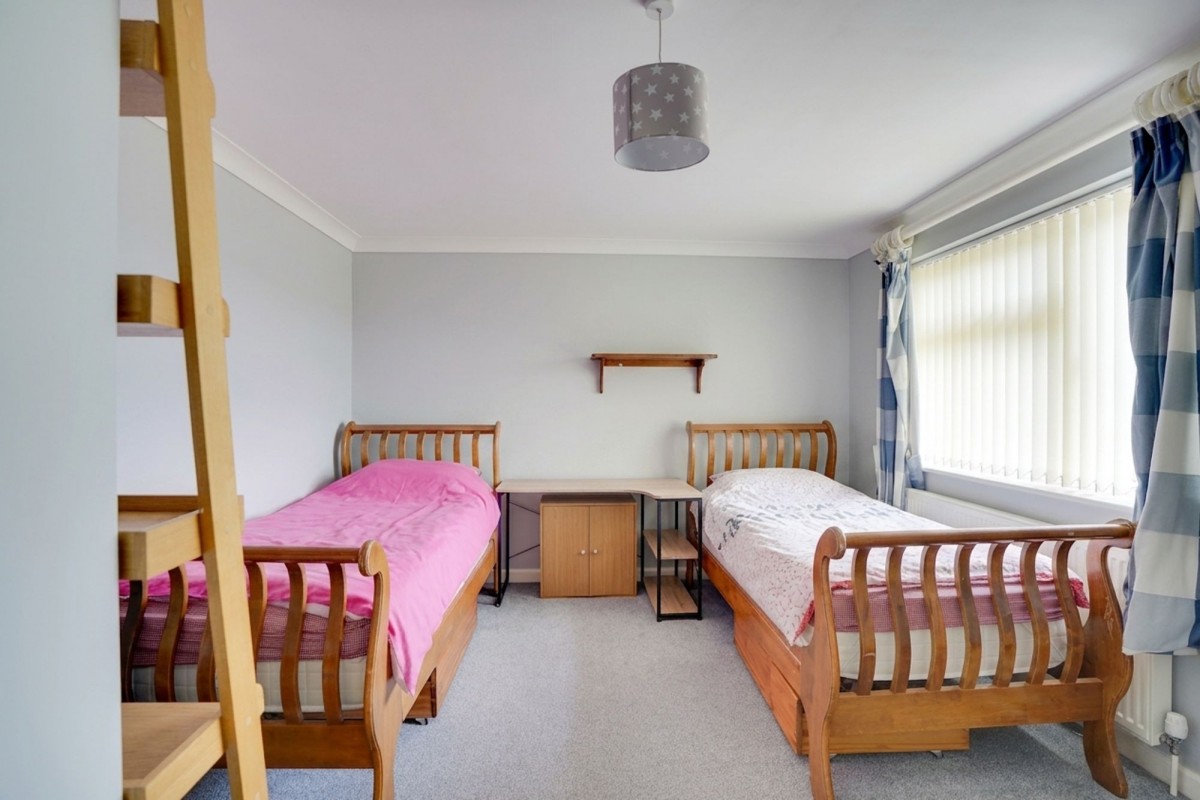 Kings Drive, Newmarket, CB8