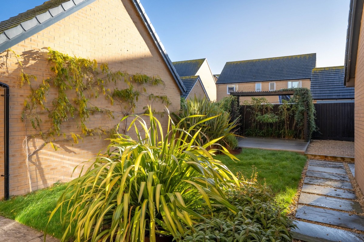 Heron Road, Northstowe, CB24