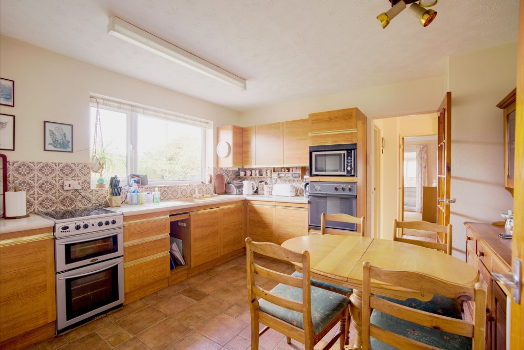 Thorns Close, Wickhambrook, CB8