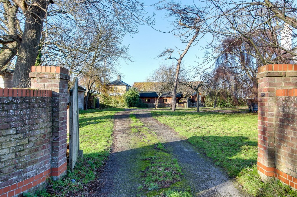 High Road, Guyhirn, PE13