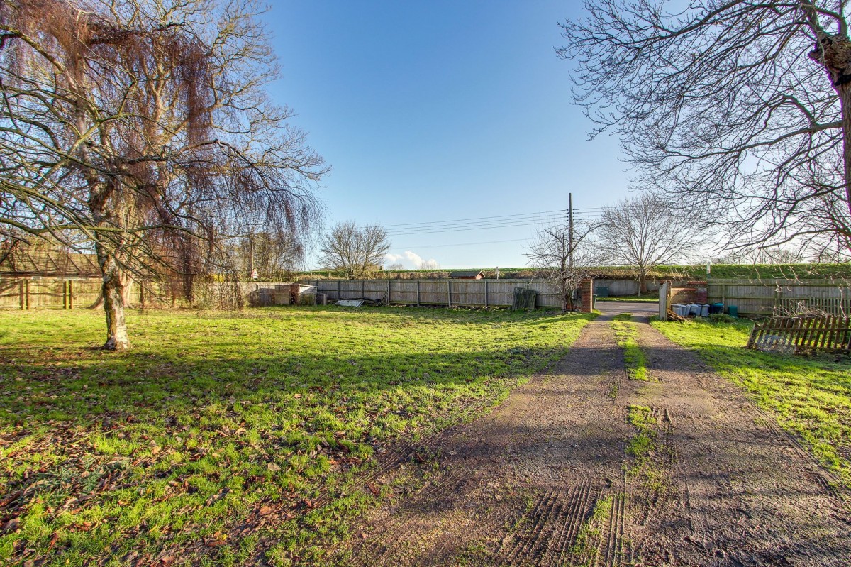 High Road, Guyhirn, PE13