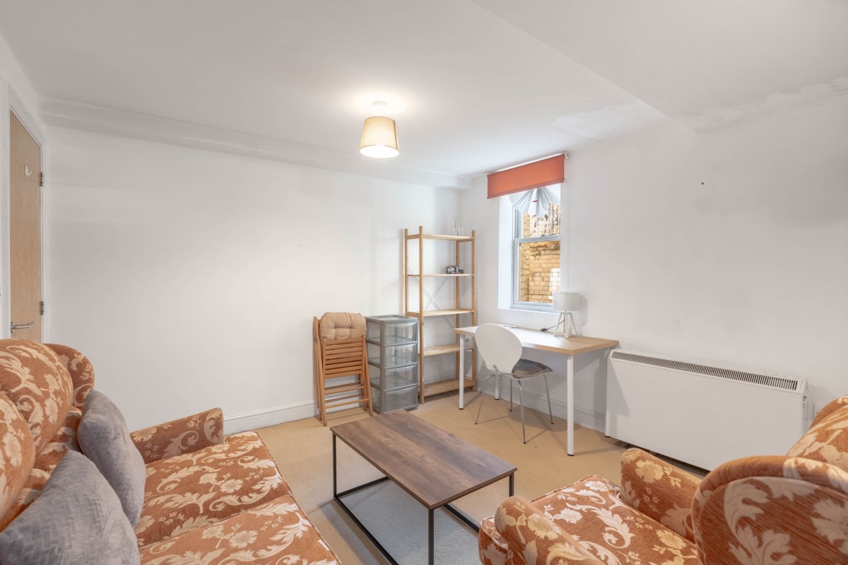 Tenison Road, Cambridge, CB1