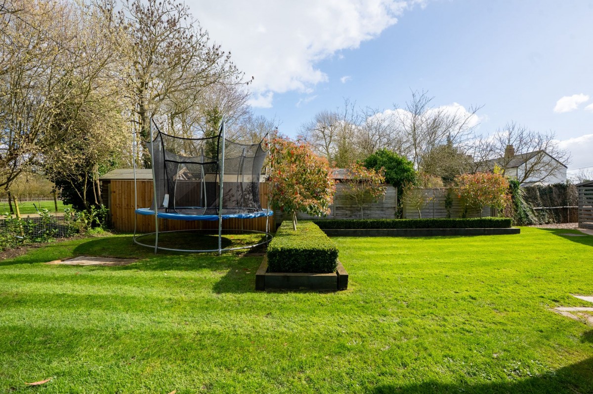 Westley Waterless, Newmarket, CB8