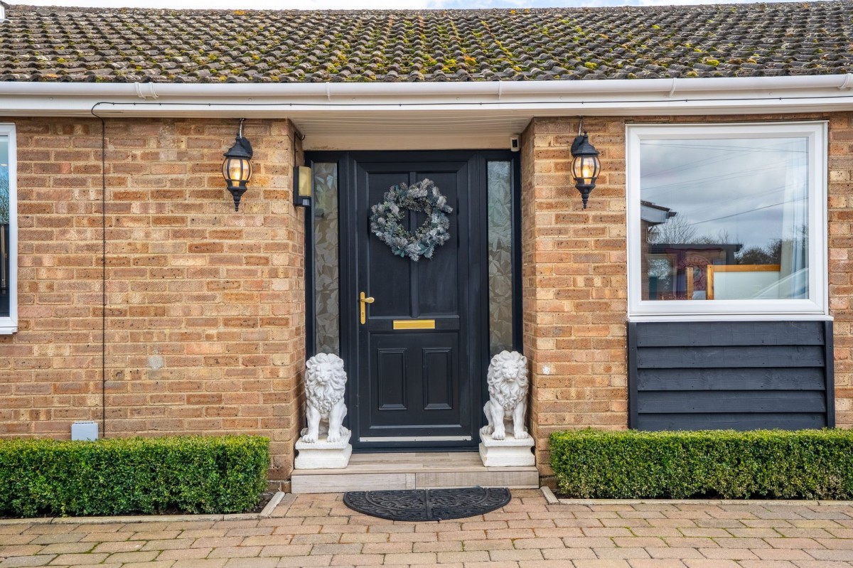 Westley Waterless, Newmarket, CB8