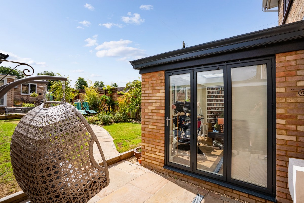 Meadow Road, Great Chesterford, CB10