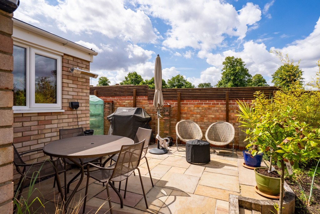 Meadow Road, Great Chesterford, CB10