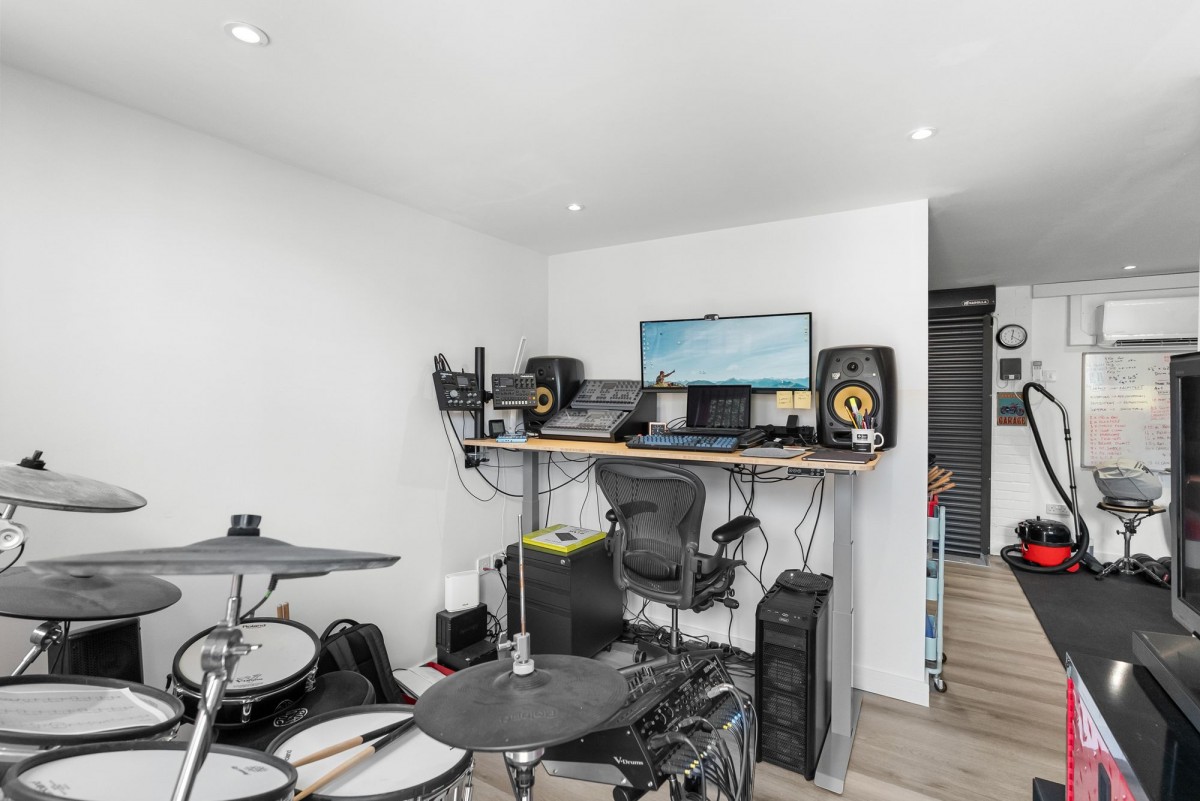 Meadow Road, Great Chesterford, CB10