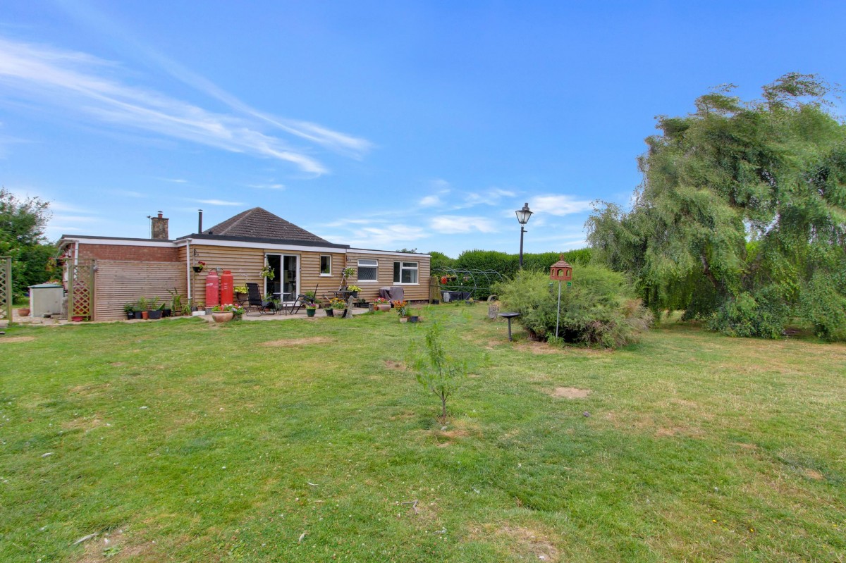 Needham Bank, Friday Bridge, PE14