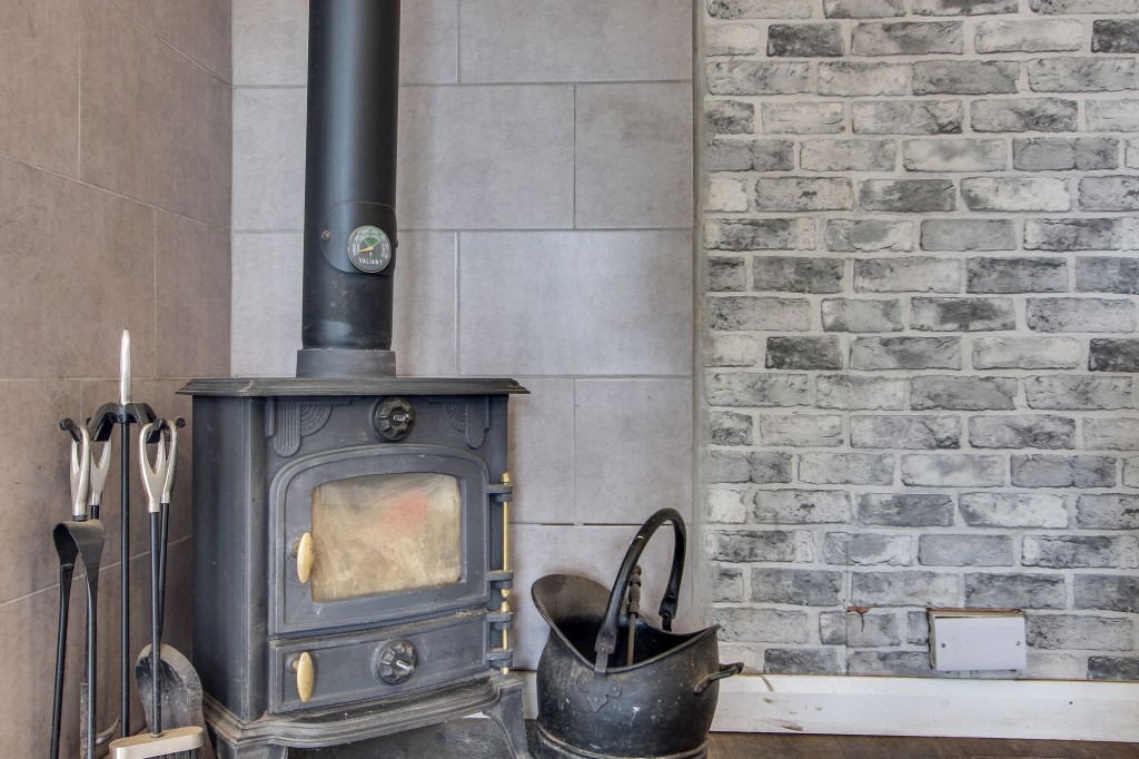 Needham Bank, Friday Bridge, PE14