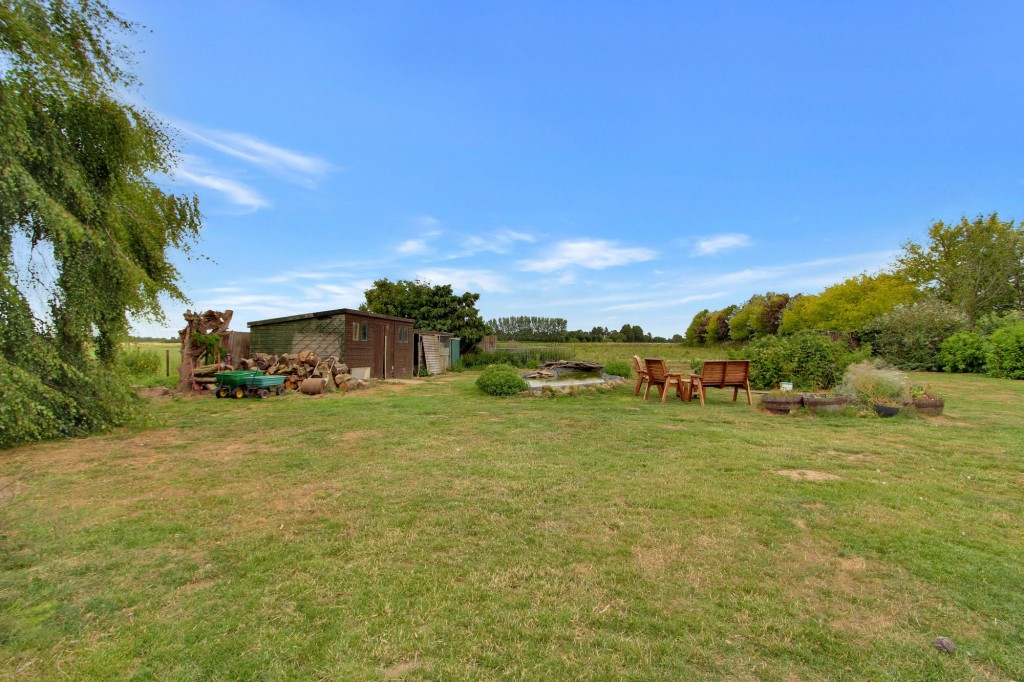 Needham Bank, Friday Bridge, PE14