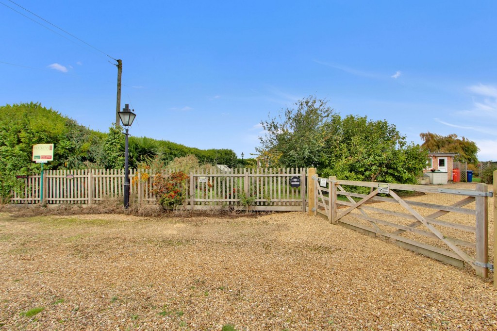 Needham Bank, Friday Bridge, PE14