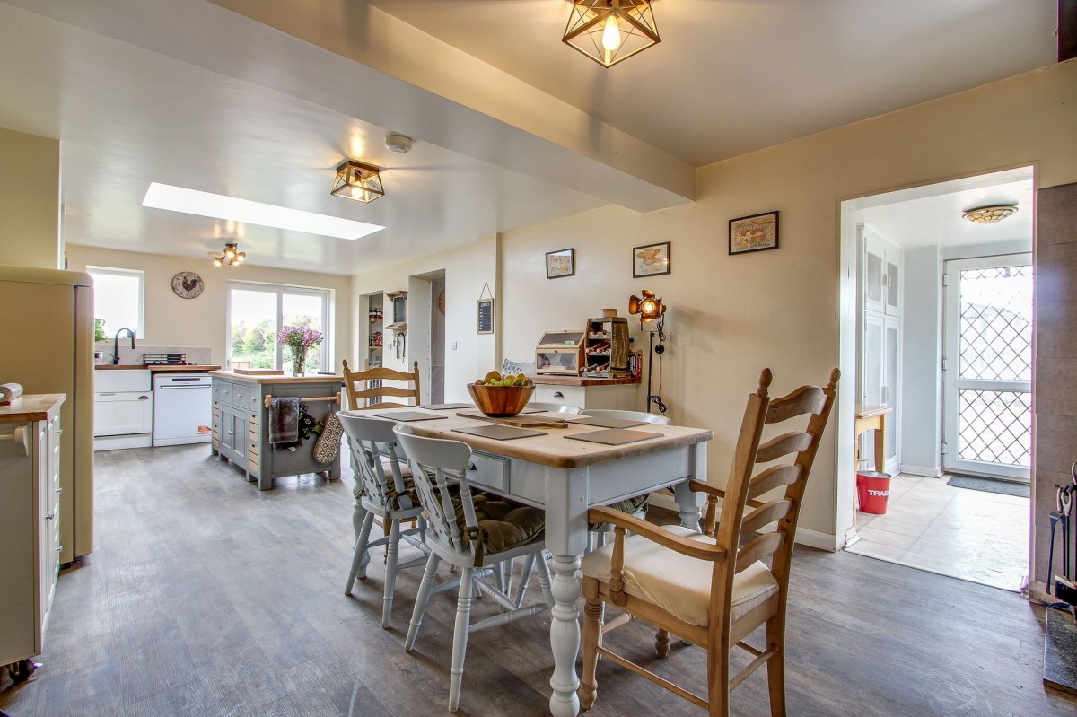 Needham Bank, Friday Bridge, PE14