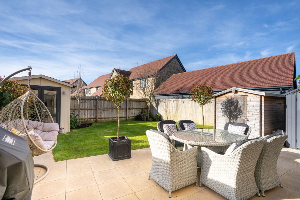 Larkfield, Great Abington, CB21