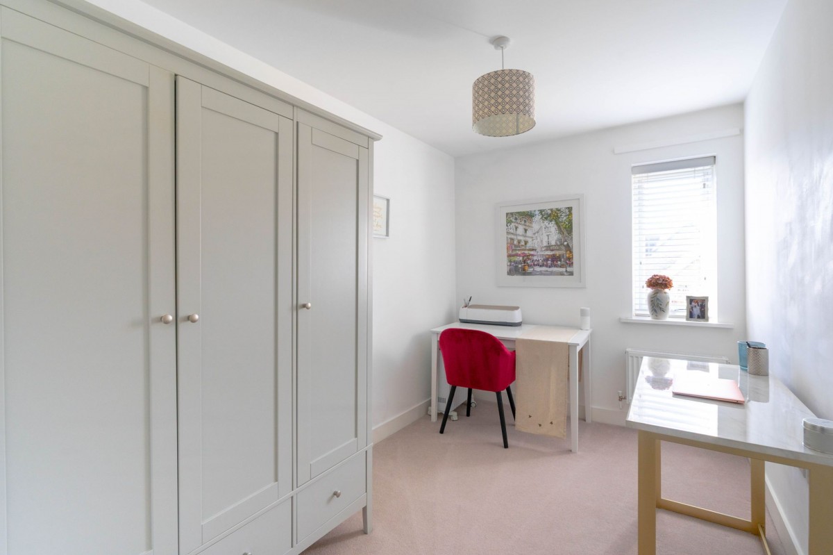 Larkfield, Great Abington, CB21