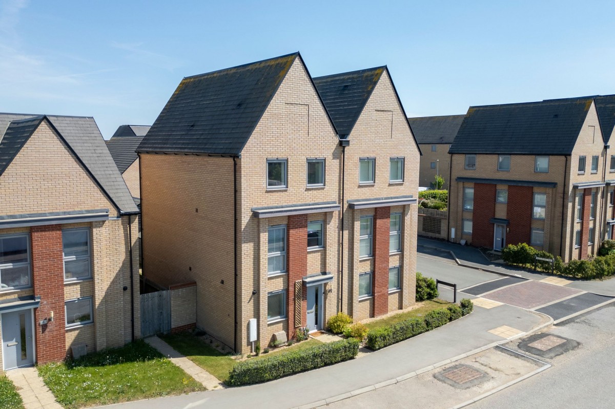 Links Lane, Northstowe, CB24