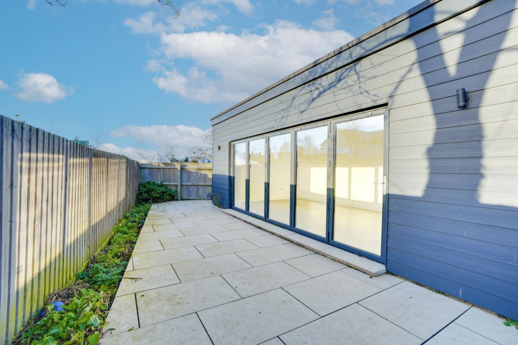 The Street, Kirtling, CB8