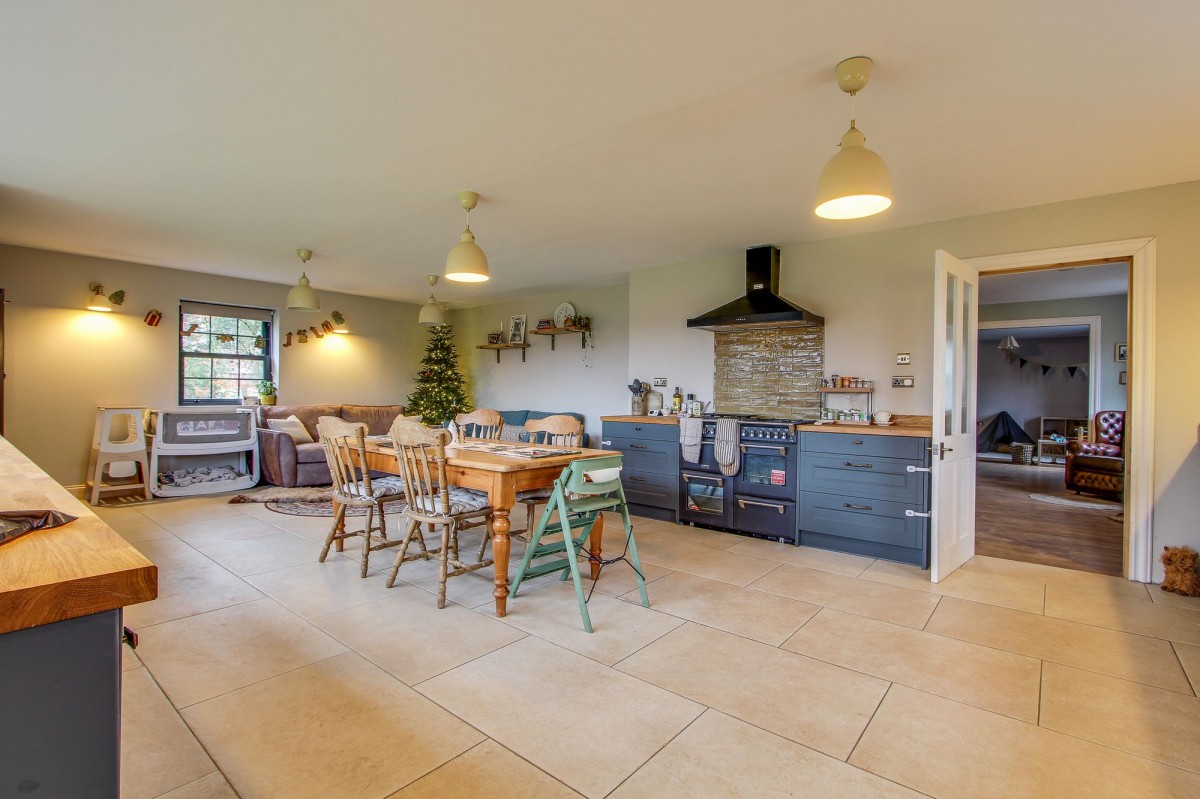 Station Road, Wisbech St. Mary, PE13