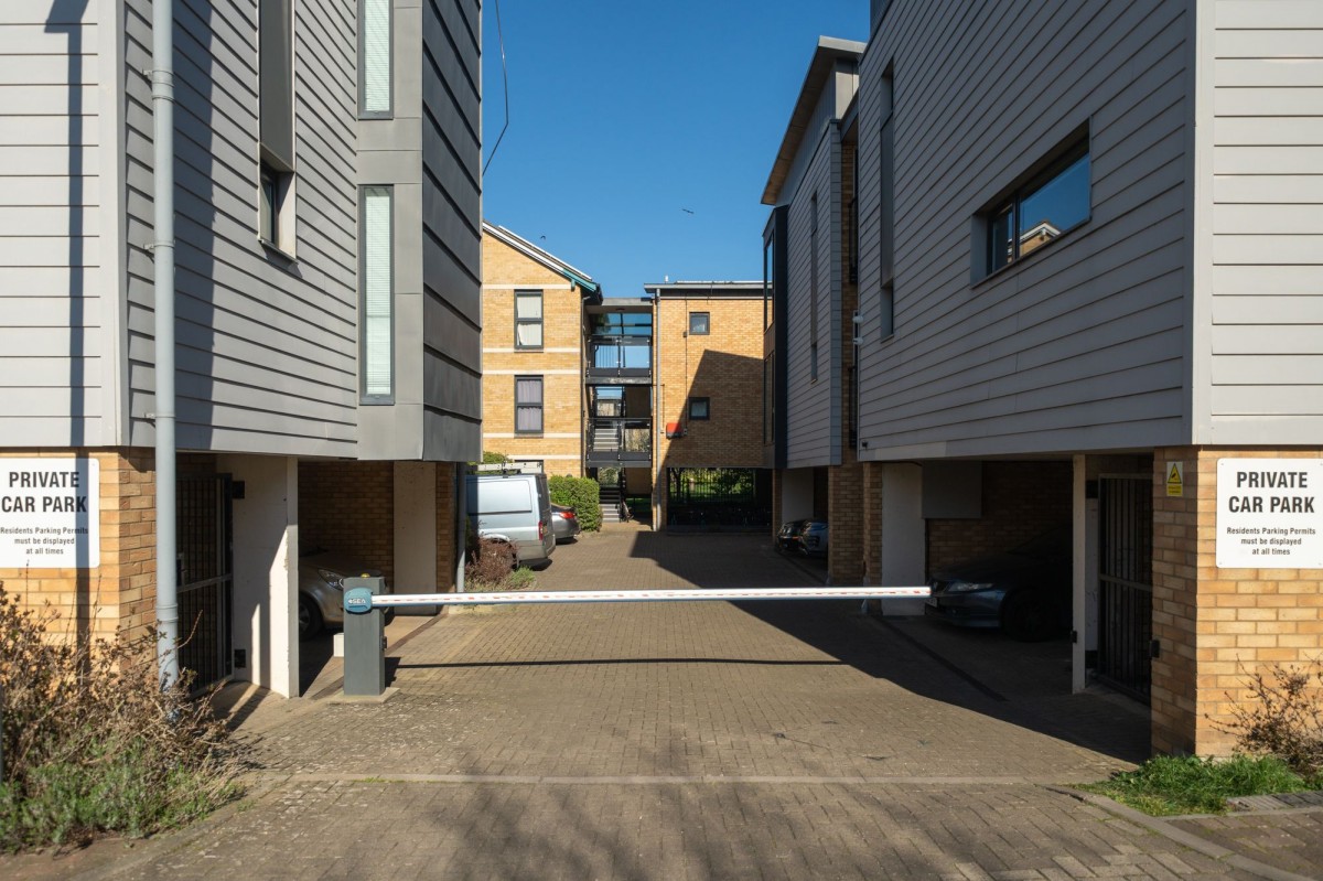 Auckland Road, Auckland Court Auckland Road, CB5