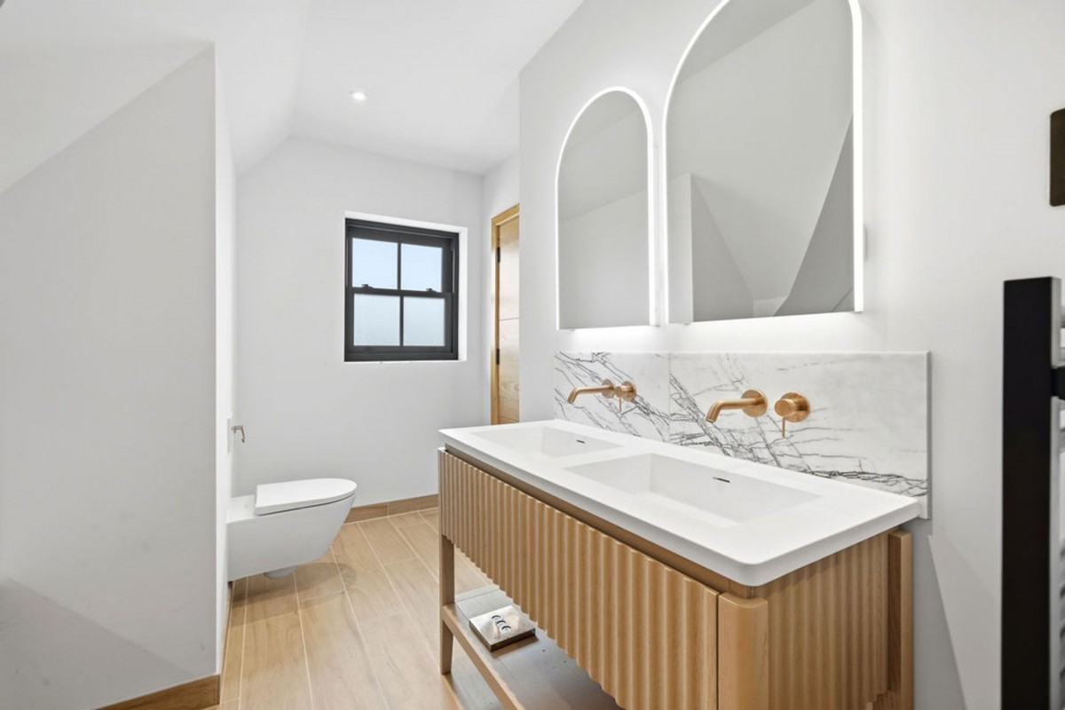 Thodays Crescent, Station Road, CB24