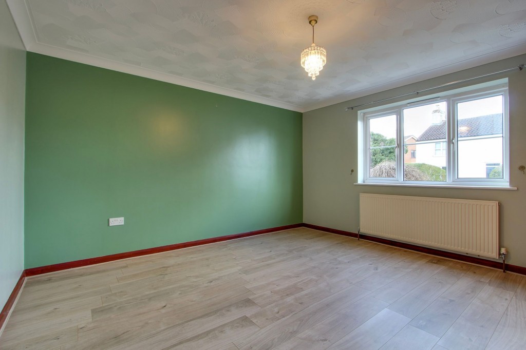 Crispin Close, Lutton, PE12