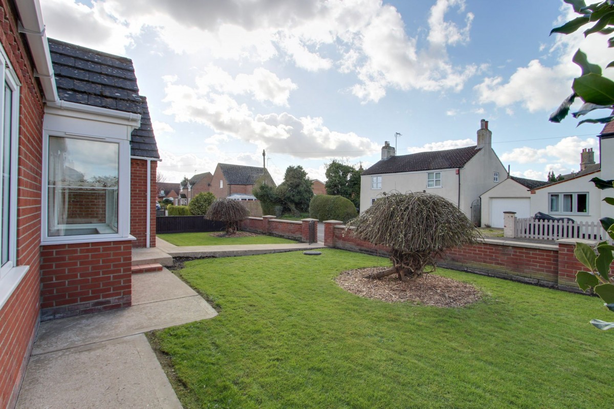 Crispin Close, Lutton, PE12