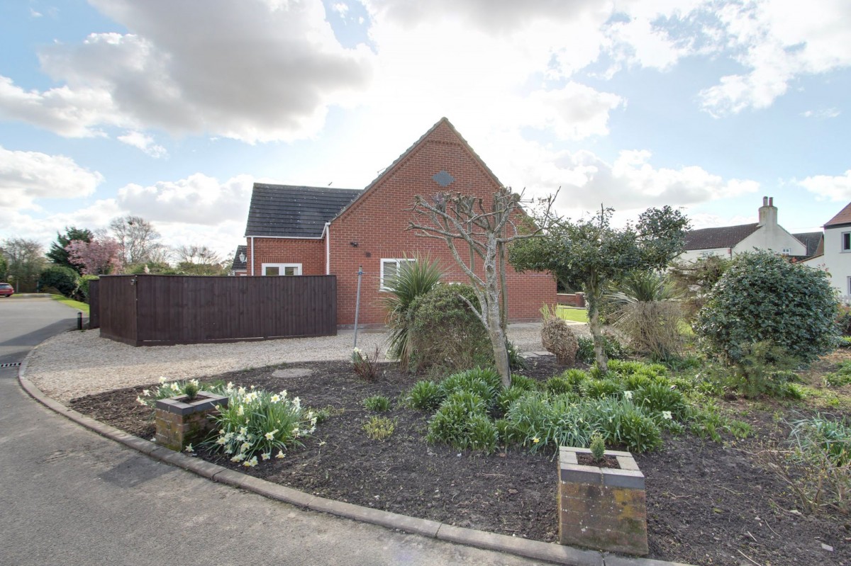 Crispin Close, Lutton, PE12