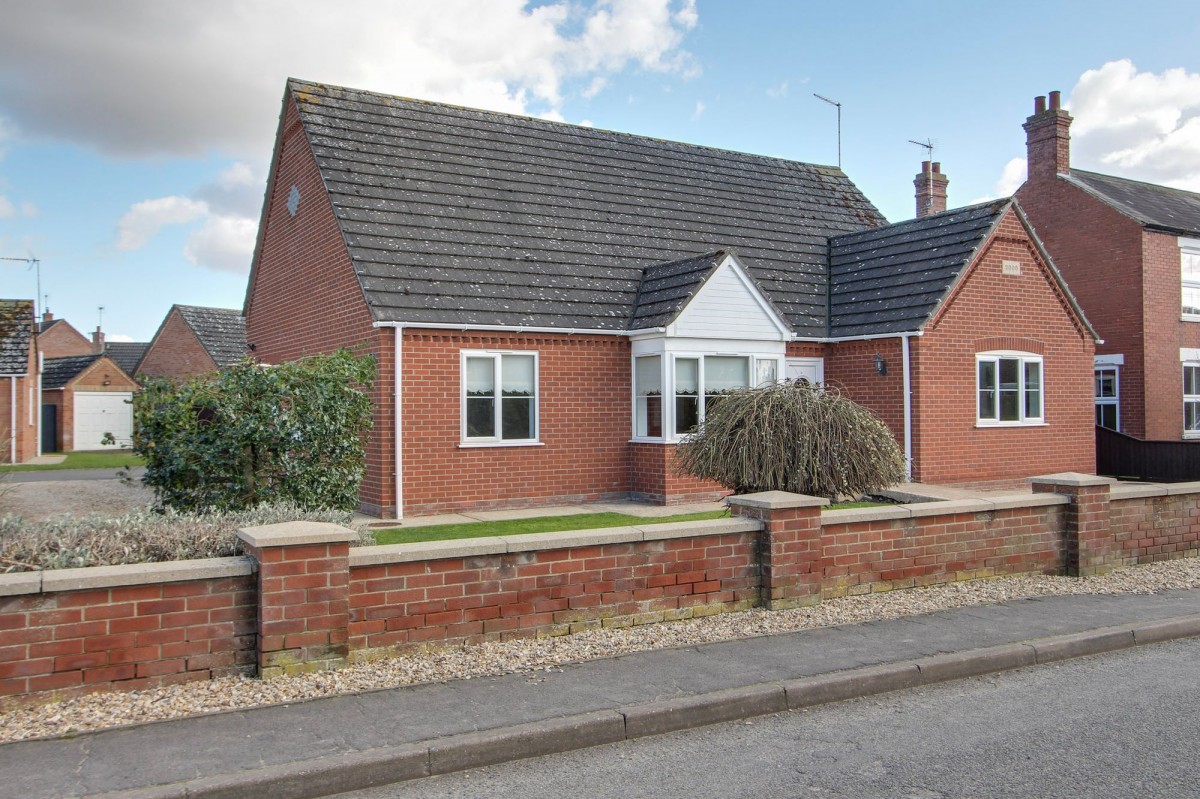 Crispin Close, Lutton, PE12