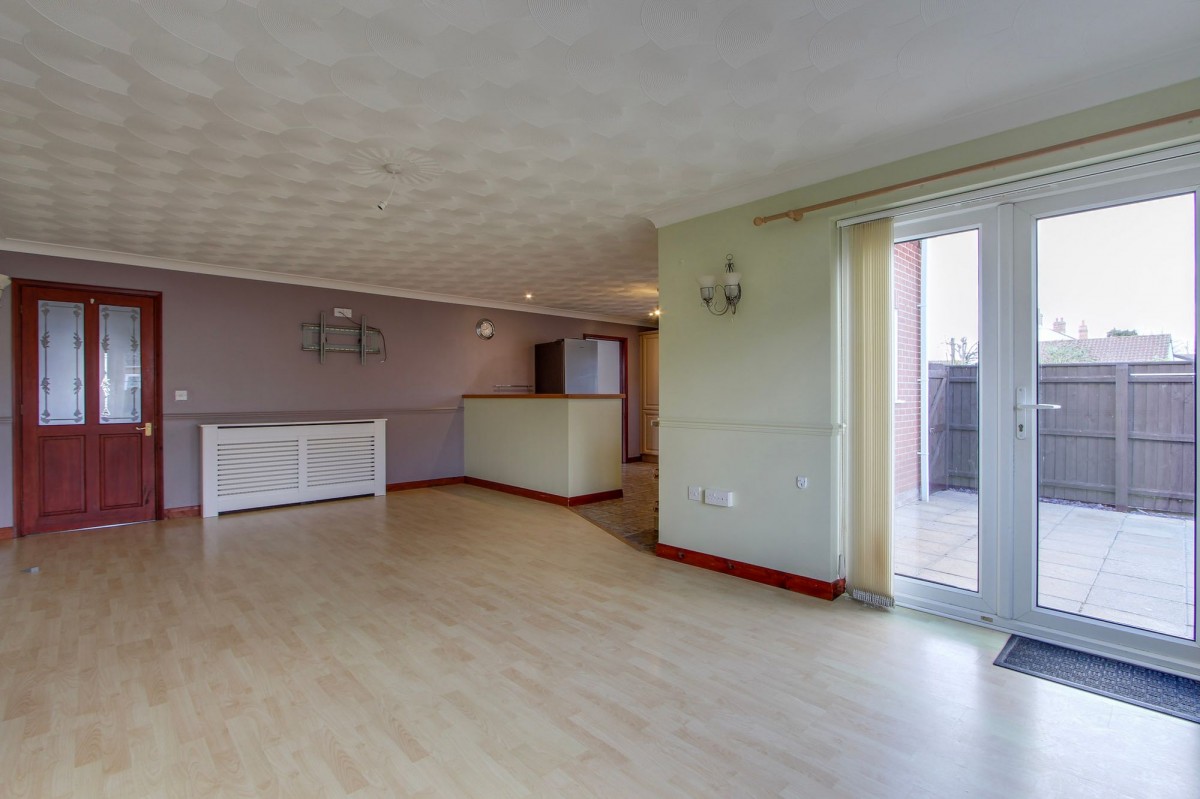 Crispin Close, Lutton, PE12